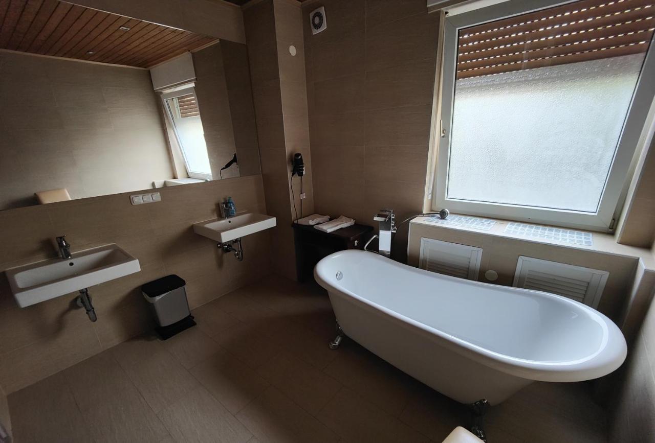 Wasserturm Hotel MHG Zewnętrze zdjęcie